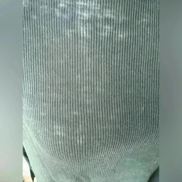 NWT Chaser Ribbed Ling Sleeve Drawstring Top ~ Dark Green ~ Medium - Picture 2 of 9